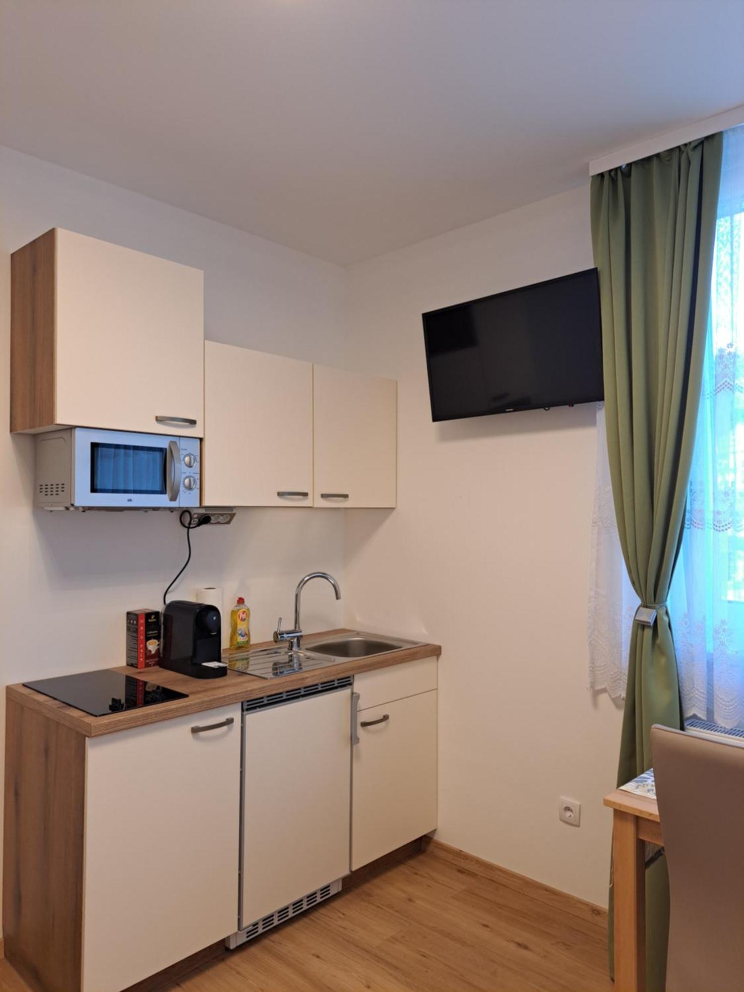 Private Zimmer Hoap Leoben  Dış mekan fotoğraf